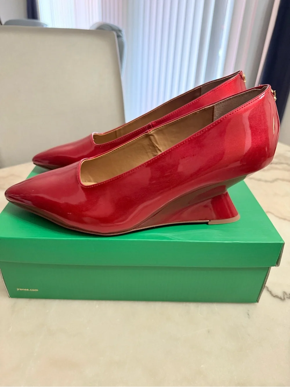 N/A renee red